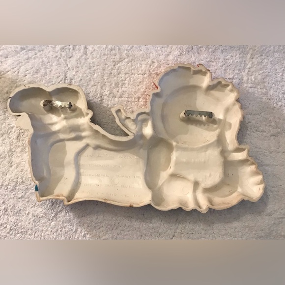 Vintage Raggedy Ann Wall Art Bobbs and Merrill Company Design Made by Dart Ind. - Picture 5 of 6